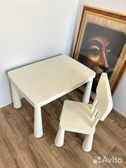Детский стол и стул IKEA