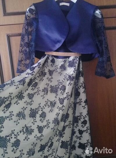 Вечернее платье