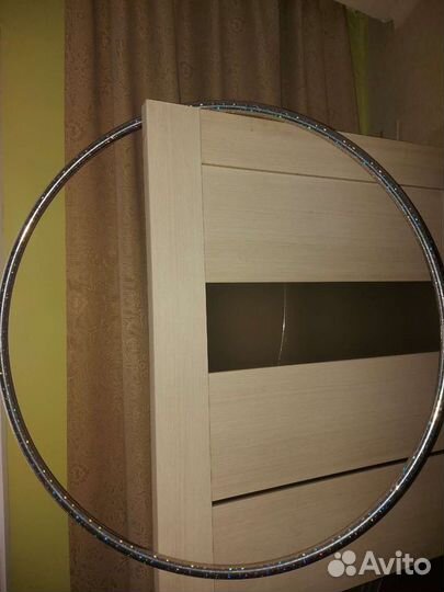 Обруч гимнастический