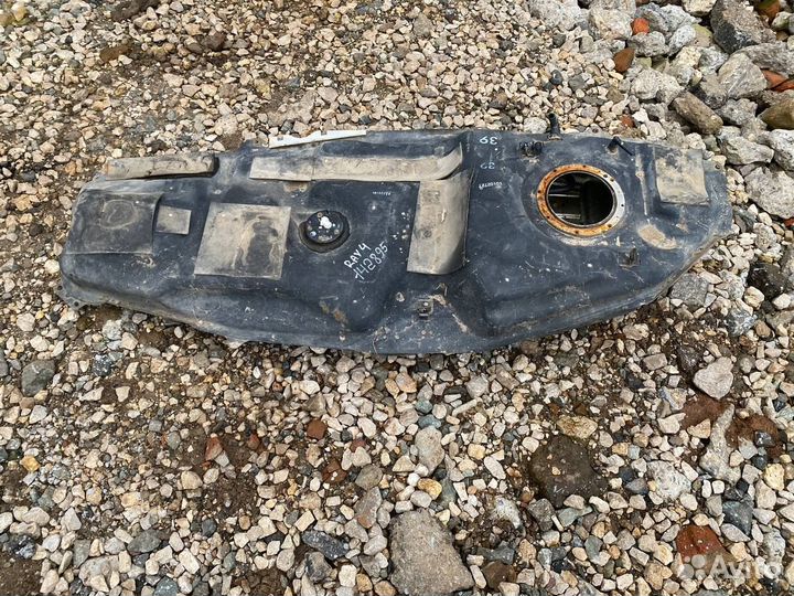 Бак топливный Toyota RAV4 (XA40) 2013-2019