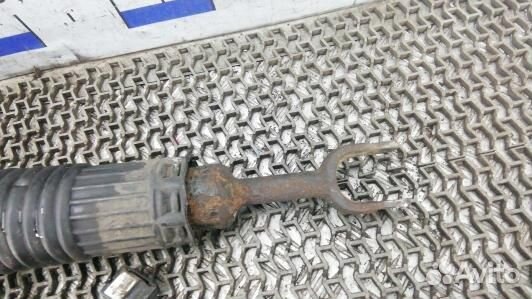 Стойка передняя правая audi A8 D3 (1BS08N501)