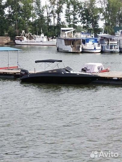 Прогулки, аренда катера