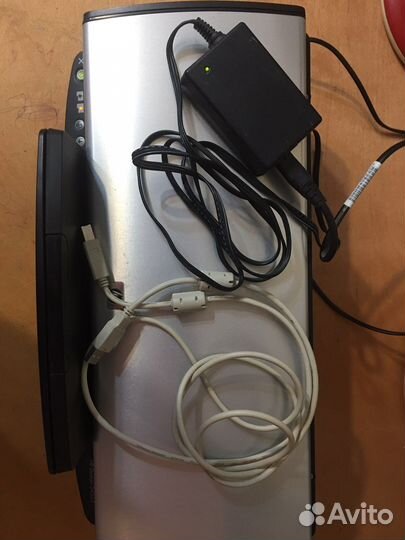 Цветной принтер HP Deskjet D4263