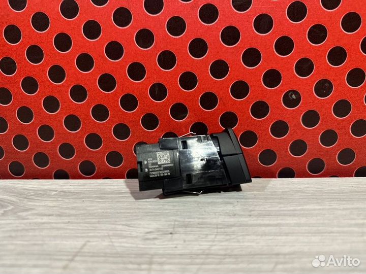 Кнопка аварийной сигнализации Bmw X3 G01 B48B20A