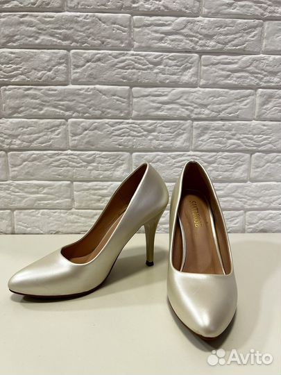 Свадебные туфли женские 36 размер, белые, бежевые