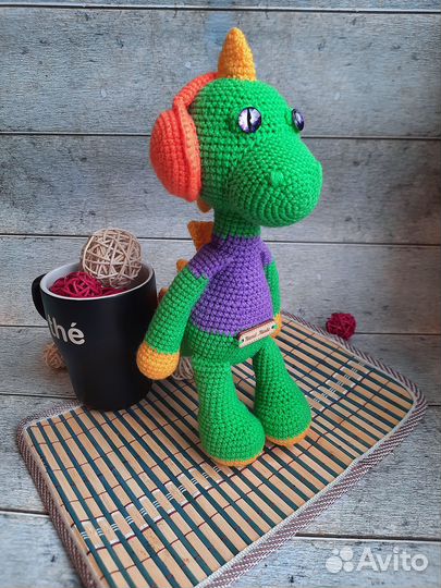 Вязаная игрушка динозавр дракон символ 2024 года