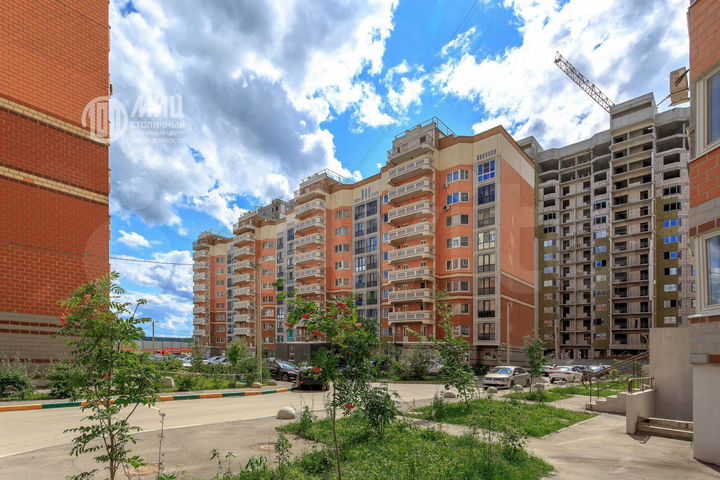 2-к. квартира, 55 м², 9/9 эт.