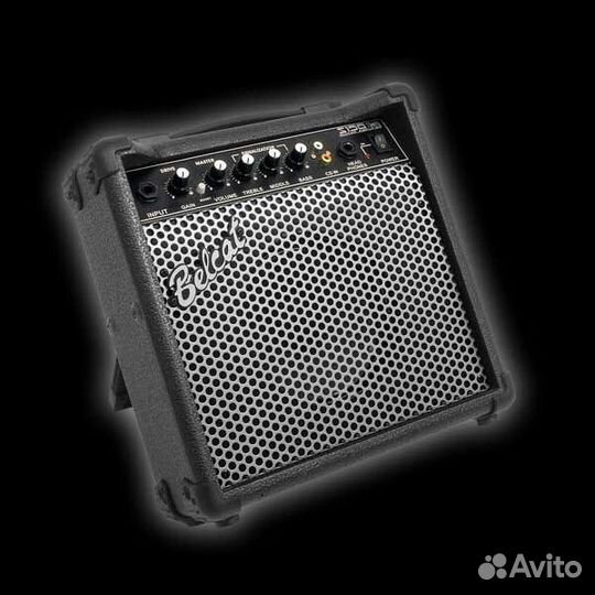 Гитарный комбоусилитель, 15 Вт Belcat S15G