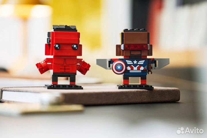 Lego Brickheadz 40668 Captain America & Red Hulk