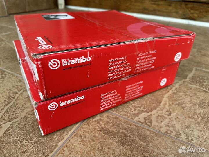 Комплект передних тормозных дисков brembo оригинал