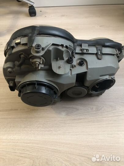 Фара Mercedes-Benz передняя левая (б/у) w210