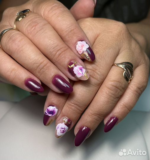 Маникюр / педикюр