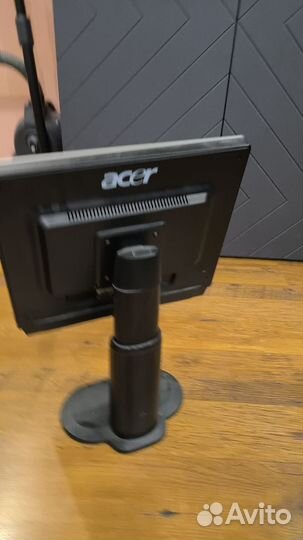 Монитор NEC