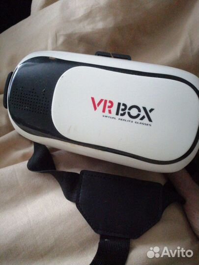 Авиасимулятор и шлем виртуальной реальности