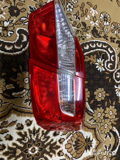 Задние стопы на Камри 50 оригинал