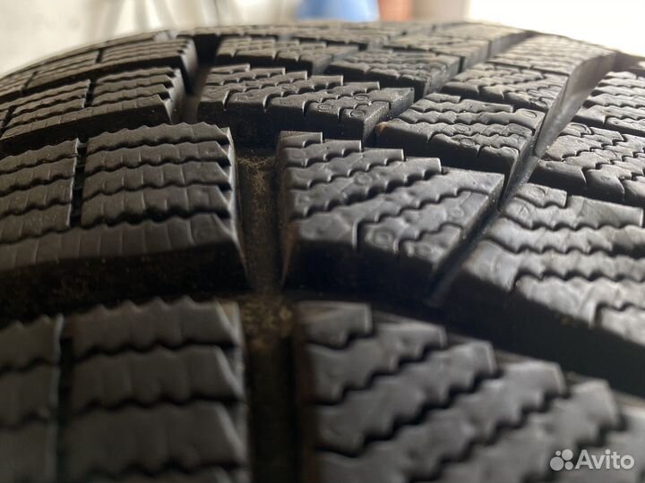 Pirelli Ice Zero 225/60 R17