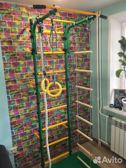 Шведские стенки новые (турник съёмный)