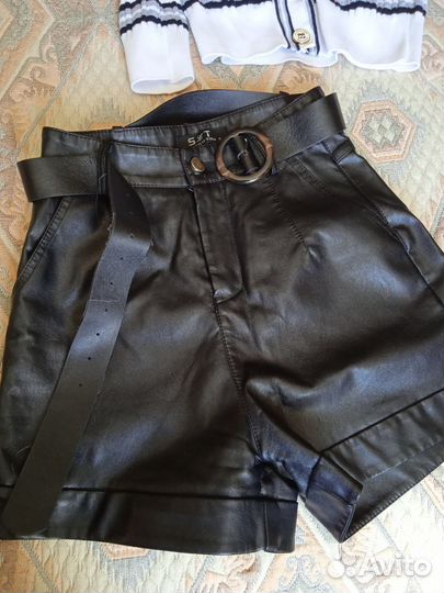 Кожаные шорты, рубашки, пиджак