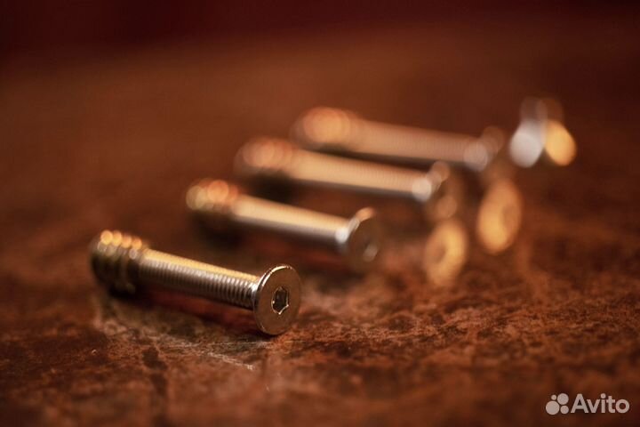 Крепление грифа гитары