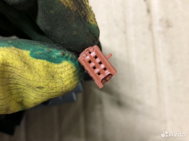 Замок зажигания Peugeot 207