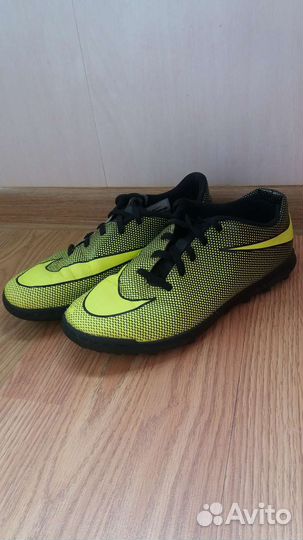 Nike футбольные бутсы