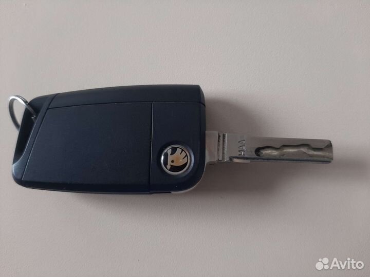 Ключ зажигания skoda rapid