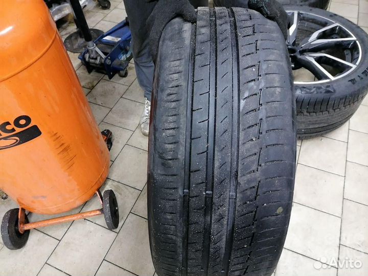 Continental ContiPremierContact 275/40 R22 и 315/35 R22 Y