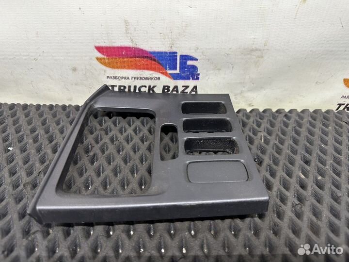 1868290 Рамка кнопок Scania 5-series