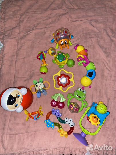 Игрушки пакетом до года