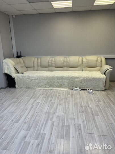 Угловой диван