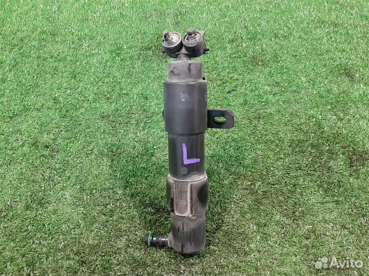 Форсунка омывателя фары левой volkswagen Touareg