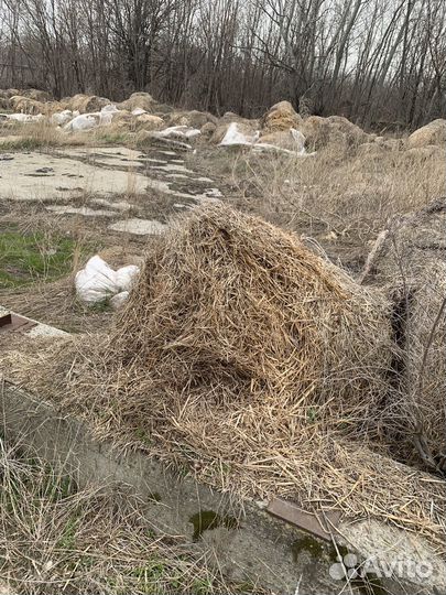 Солома в рулонах