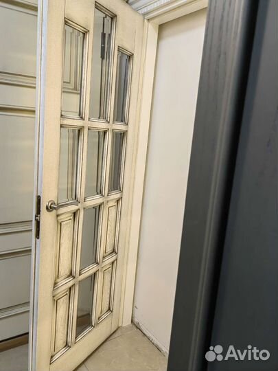 Двери из массива ясеня