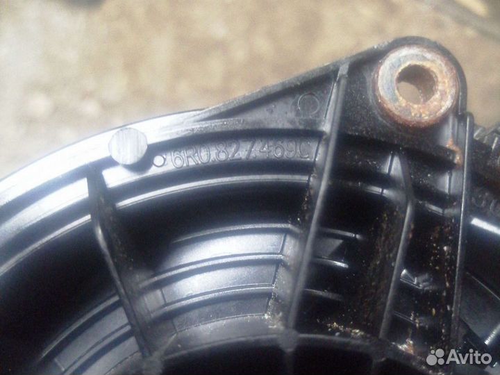 Кнопка крышки багажника VW