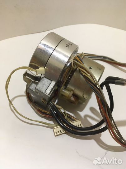 Головка видеомагнитофона 