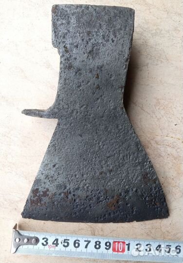 Старинные топоры