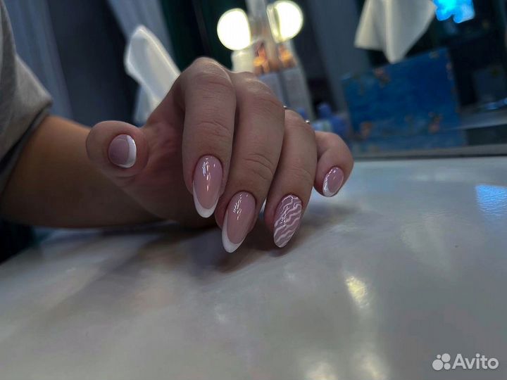 Маникюр/педикюр
