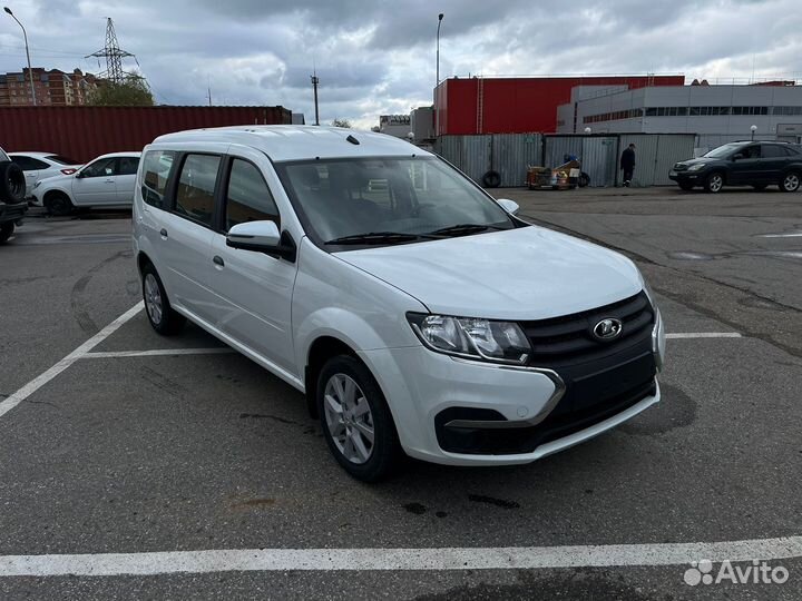 LADA Largus 1.6 МТ, 2023