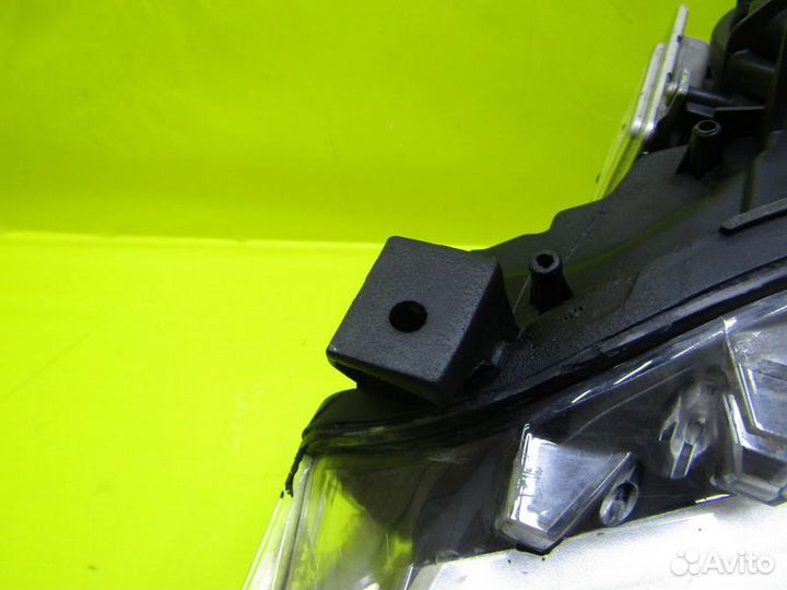 Фара левая BMW 1 - F20 11-15г 119504