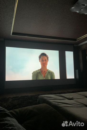 Домашний кинотеатр (частный кинозал)