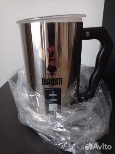 Капучинатор Bialetti