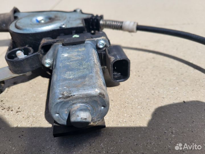 Стеклоподьемник передний правый fiat Albea