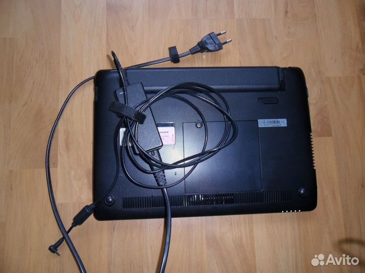 Нетбук asus Eee PC 1215P-SIV035S, 12.1