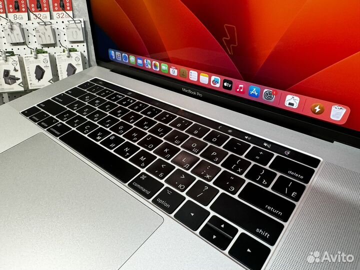 MacBook Pro 15-inch 2017 идеал Silver