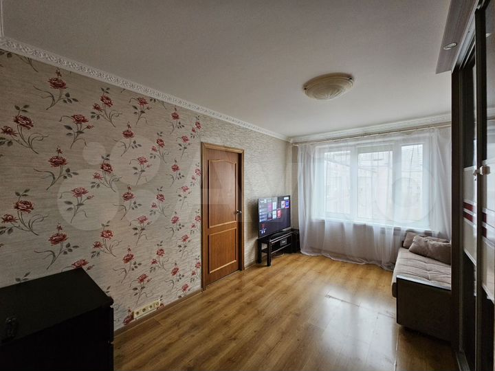 3-к. квартира, 50 м², 9/9 эт.