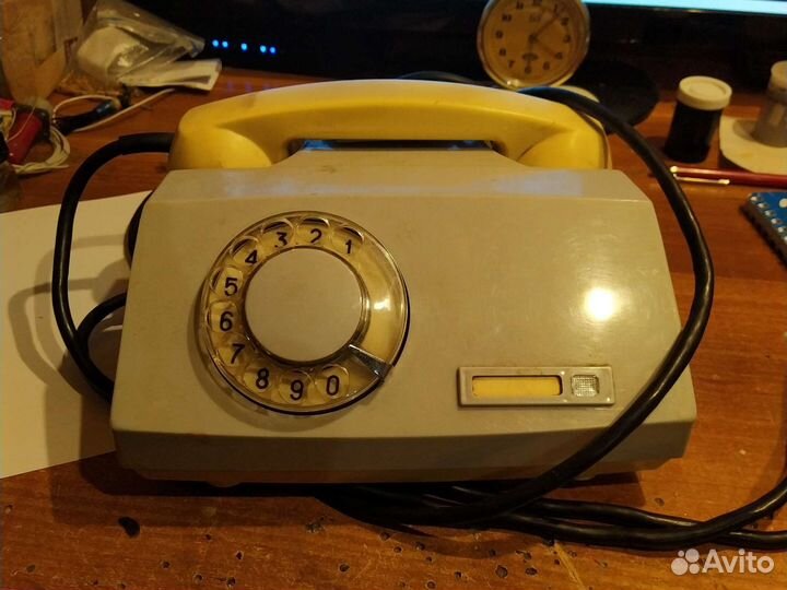 Телефон П-171д