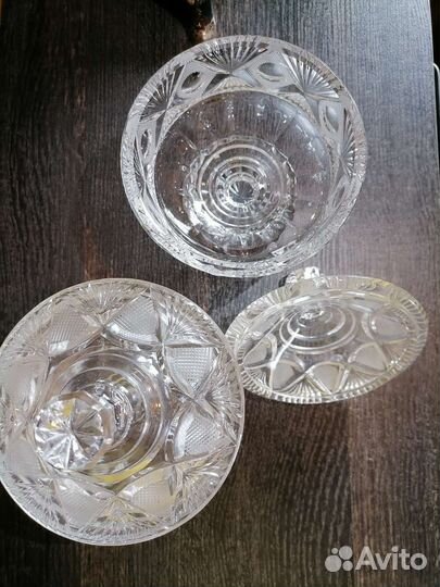 Конфетница на ножке / ваза хрустальная на ножке