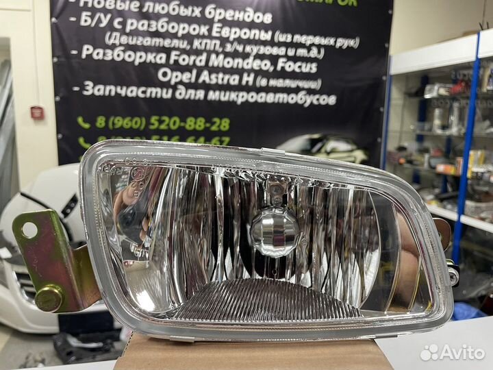 Mitsubishi pajero фара противотуманная правая