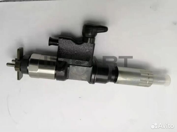 8981518372 Форсунка 4HK1/6HK1