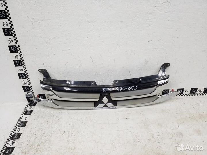 Решетка радиатора Mitsubishi Outlander 3 Restail 2